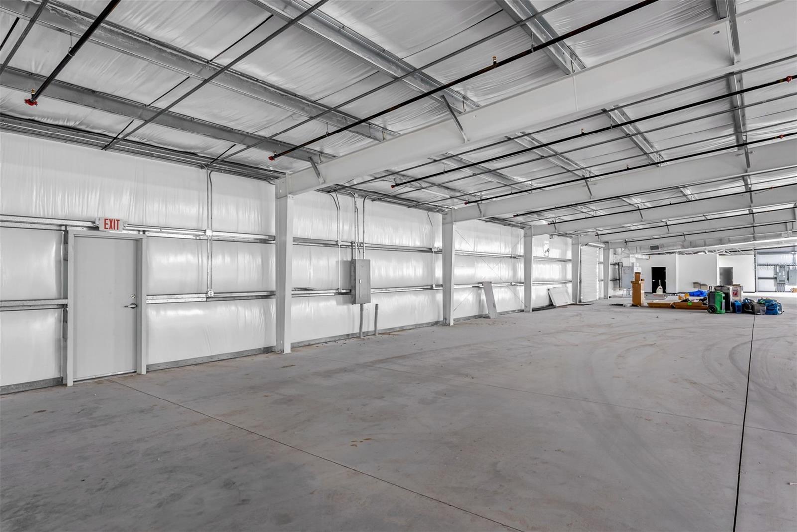 10012 STATE ROAD 52 — photo 45
