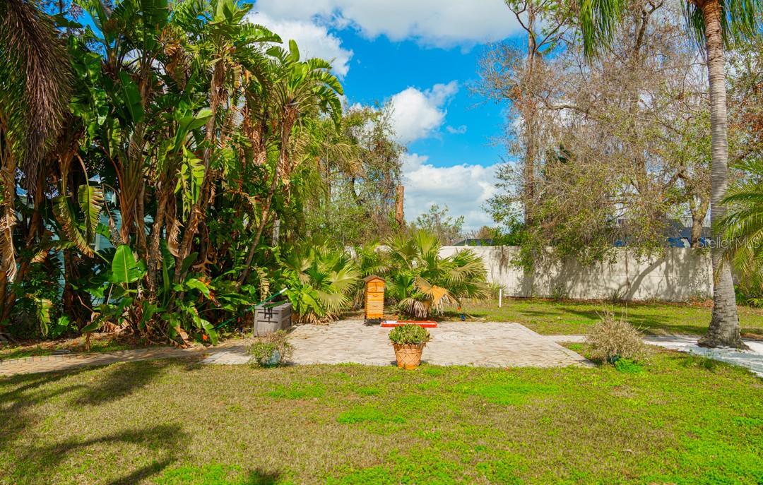 6857 AMANDA VISTA CIR — photo 35