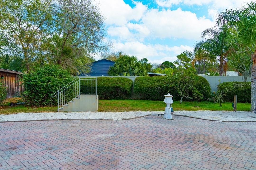 6861 AMANDA VISTA CIR — photo 39