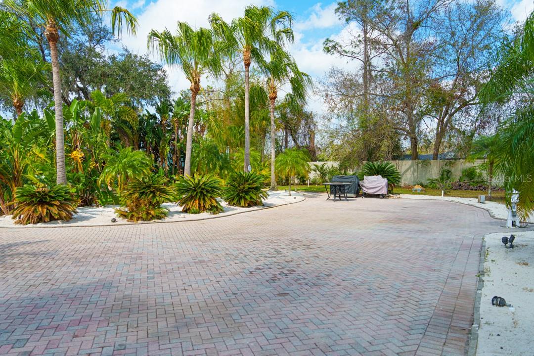 6861 AMANDA VISTA CIR — photo 8