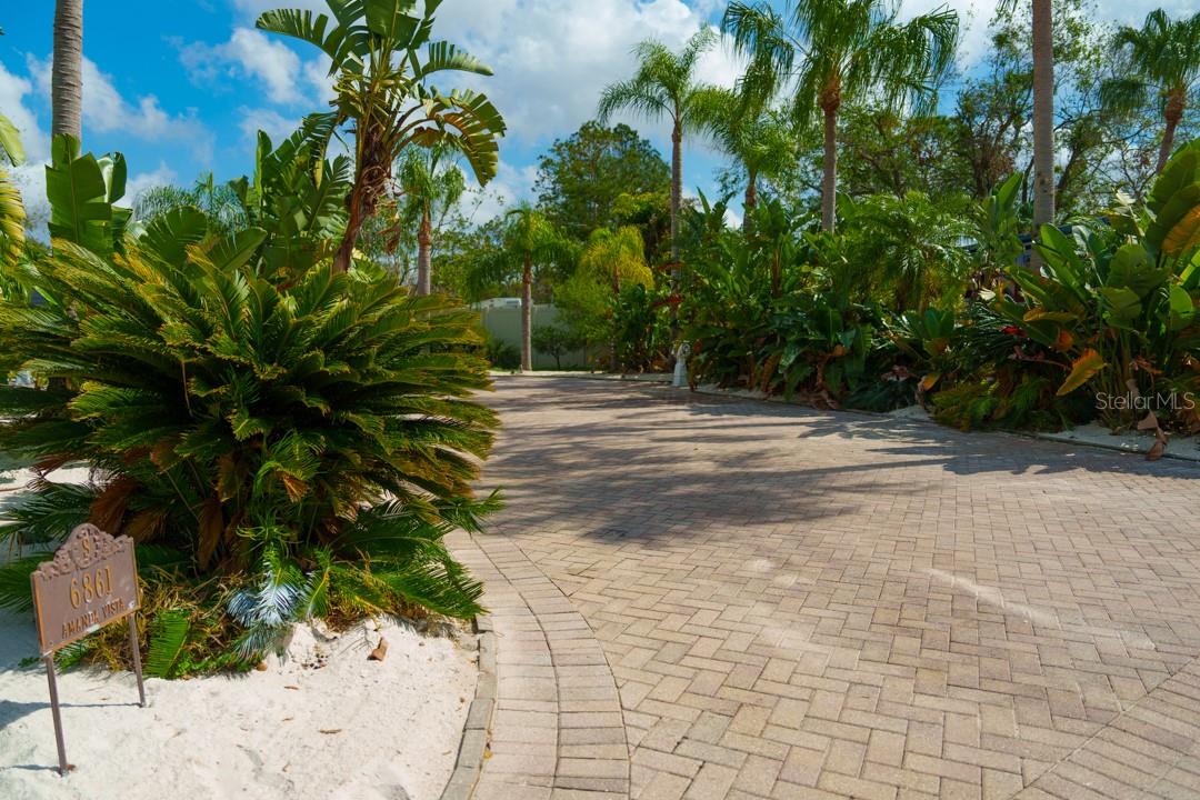 6861 AMANDA VISTA CIR — photo 12
