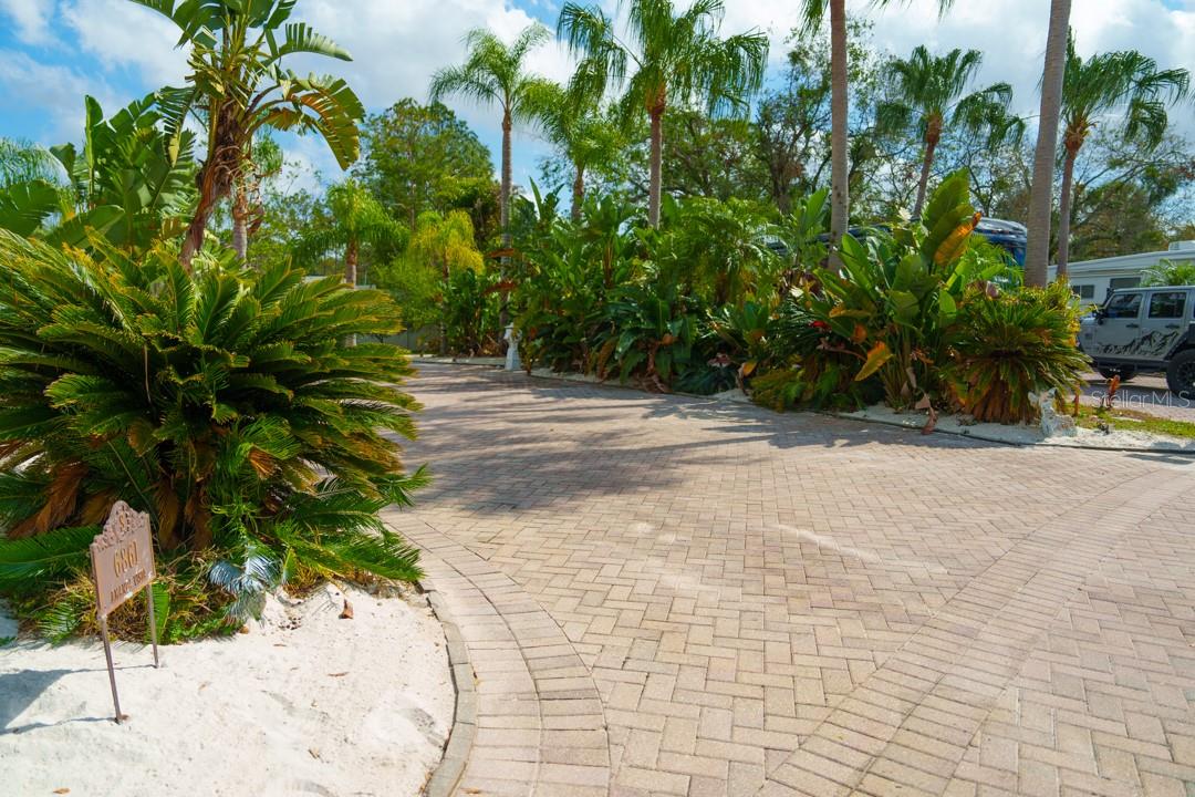 6861 AMANDA VISTA CIR — photo 11