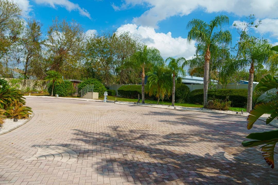 6861 AMANDA VISTA CIR — photo 10