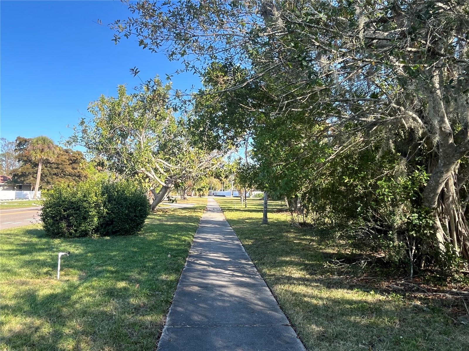 2484 RINGLING BLVD — photo 3