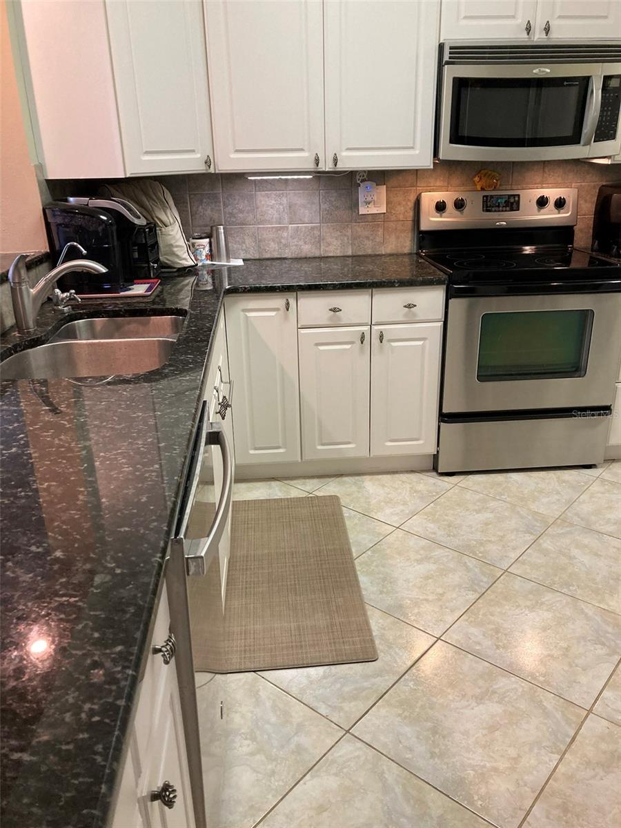 14900 GULF BLVD #113 — photo 16