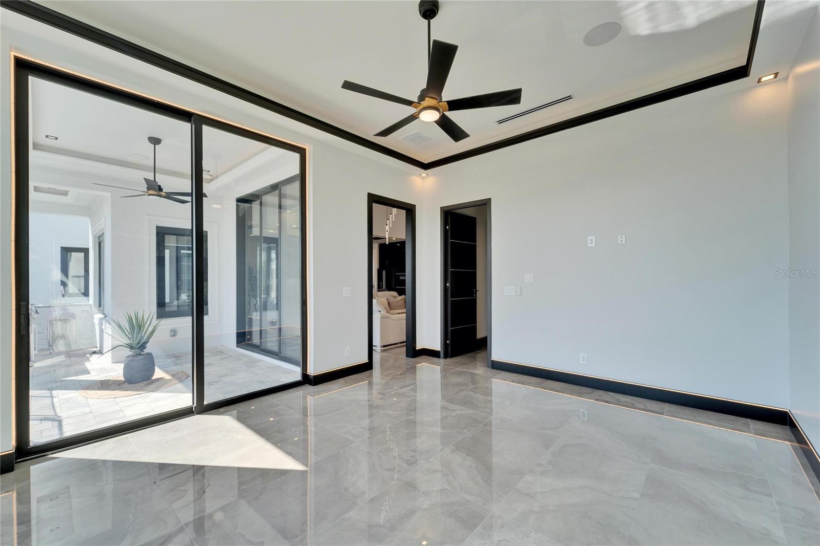 6536 SIMONE SHORES CIR — photo 41