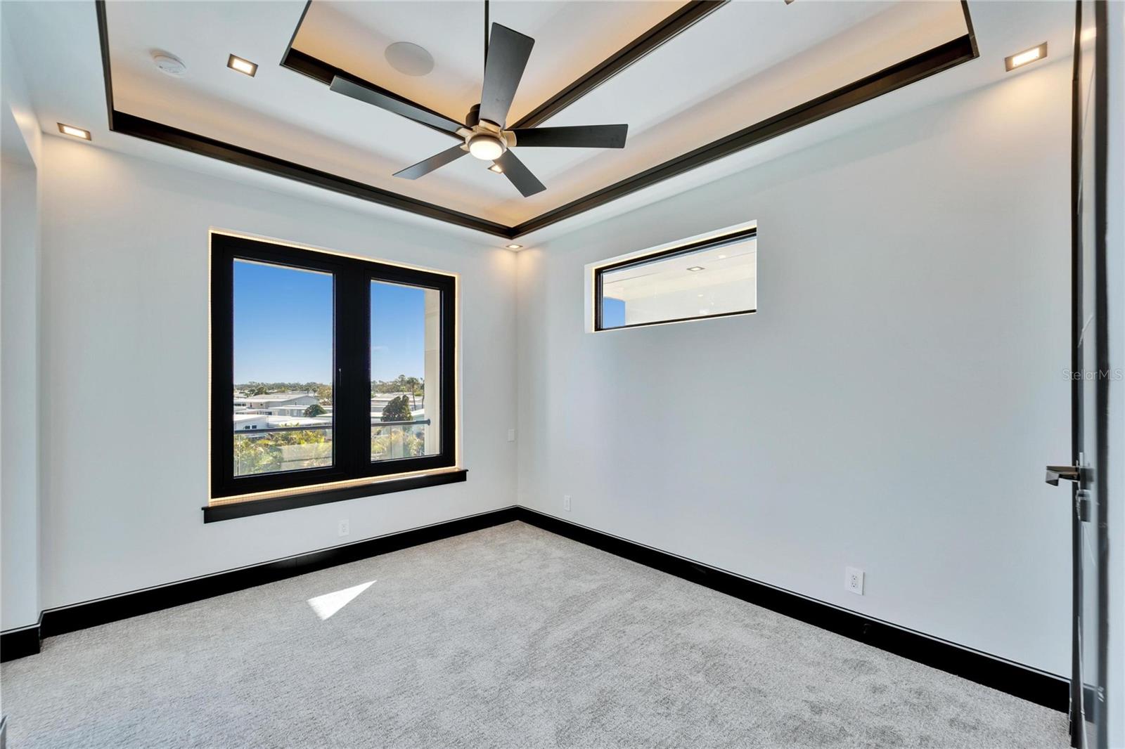 6536 SIMONE SHORES CIR — photo 63