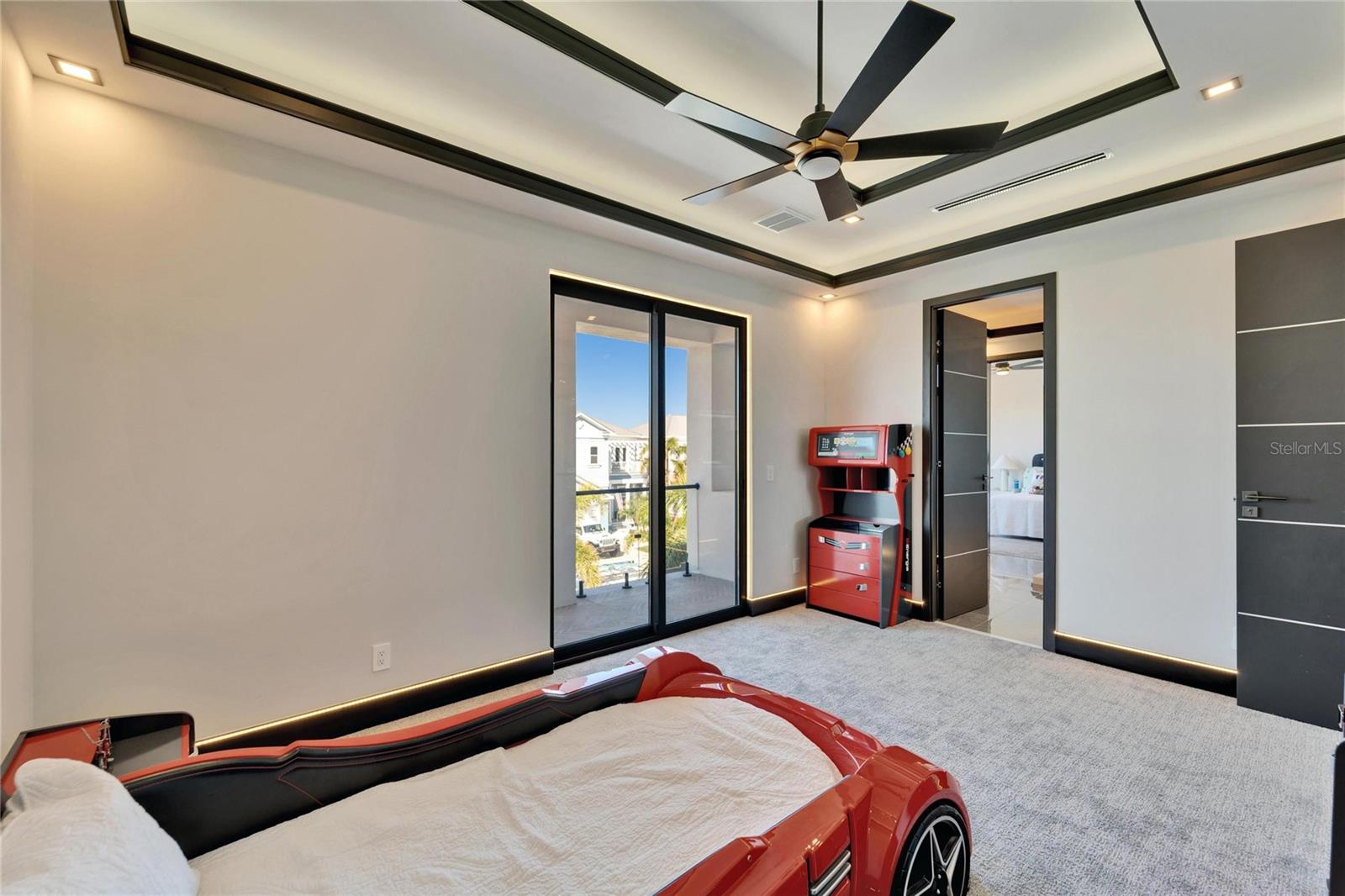 6536 SIMONE SHORES CIR — photo 61