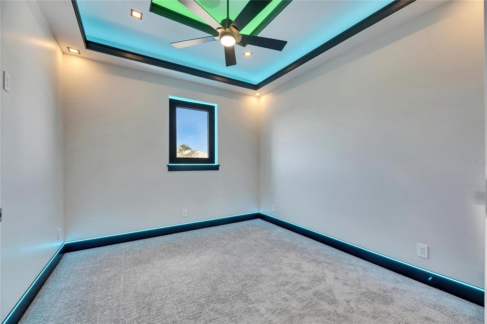 6538 SIMONE SHORES CIR — photo 61