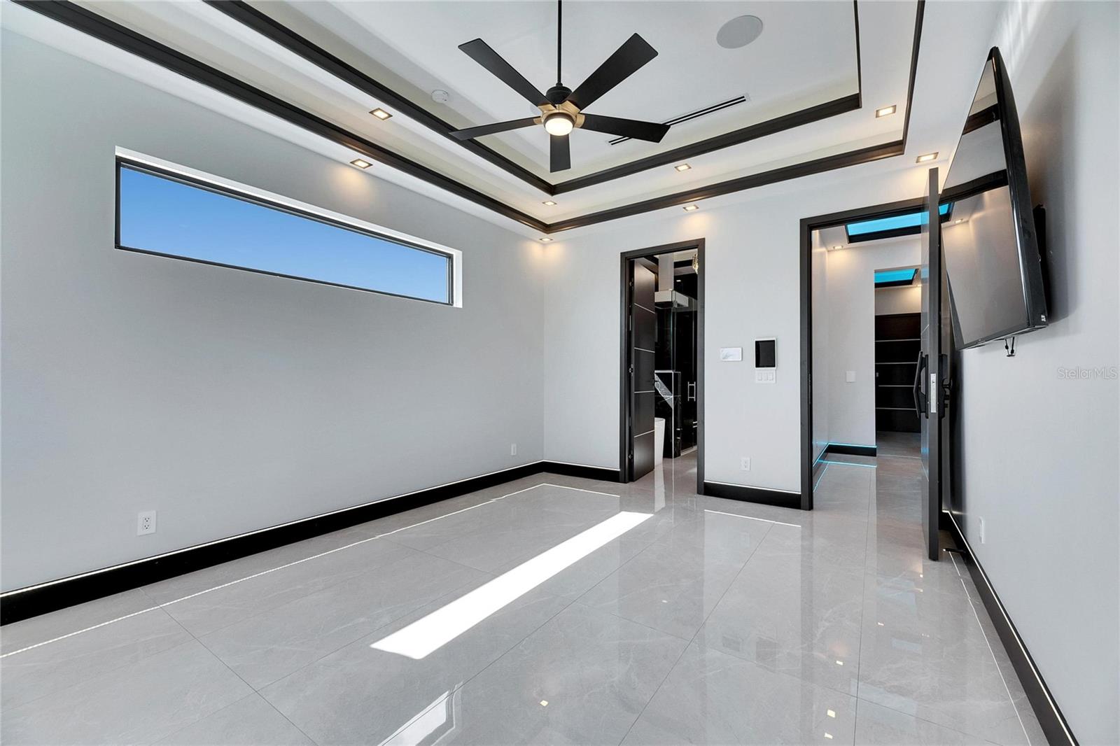 6538 SIMONE SHORES CIR — photo 35