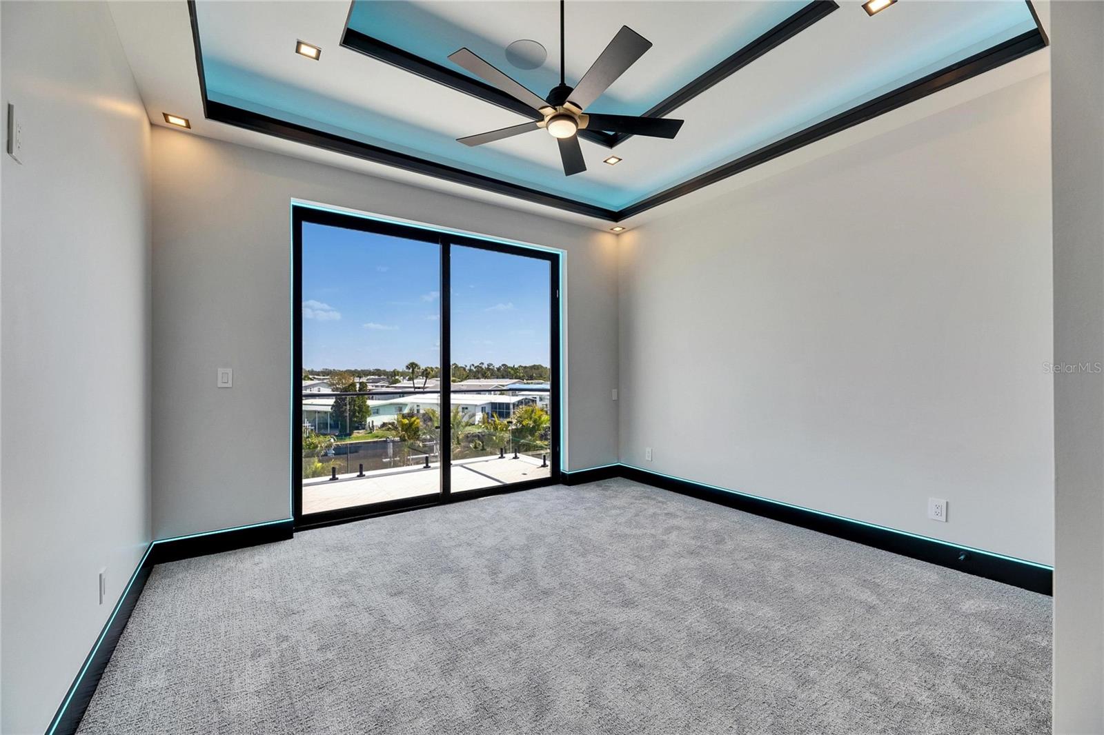 6538 SIMONE SHORES CIR — photo 52