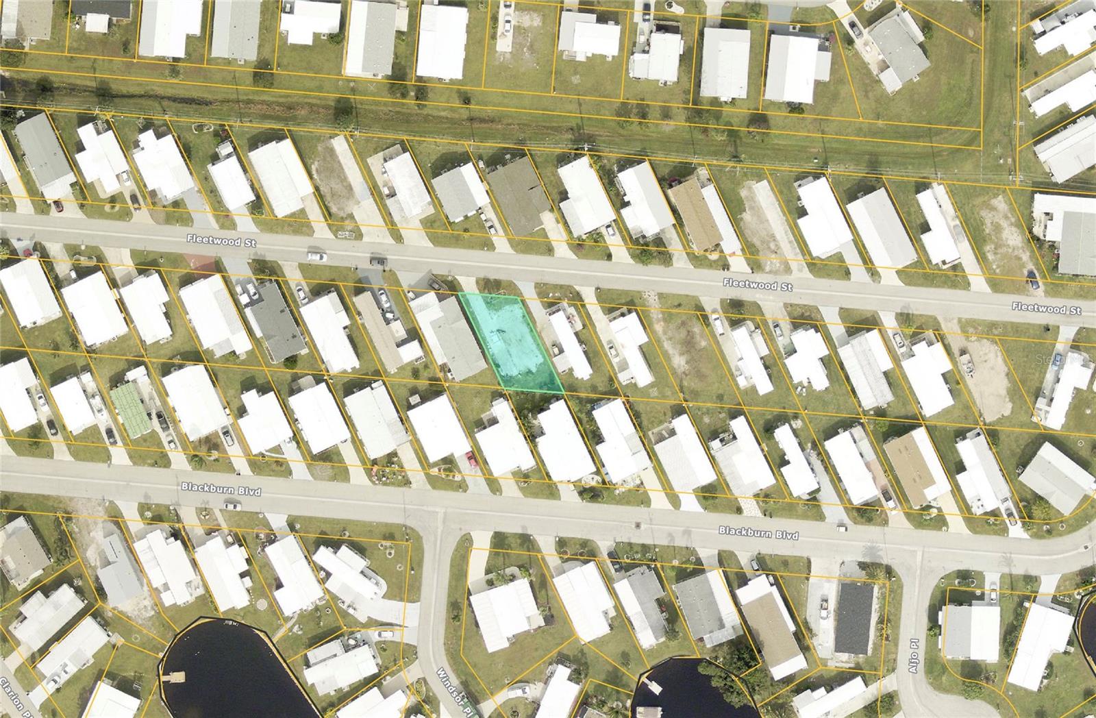 519 FLEETWOOD ST — photo 3