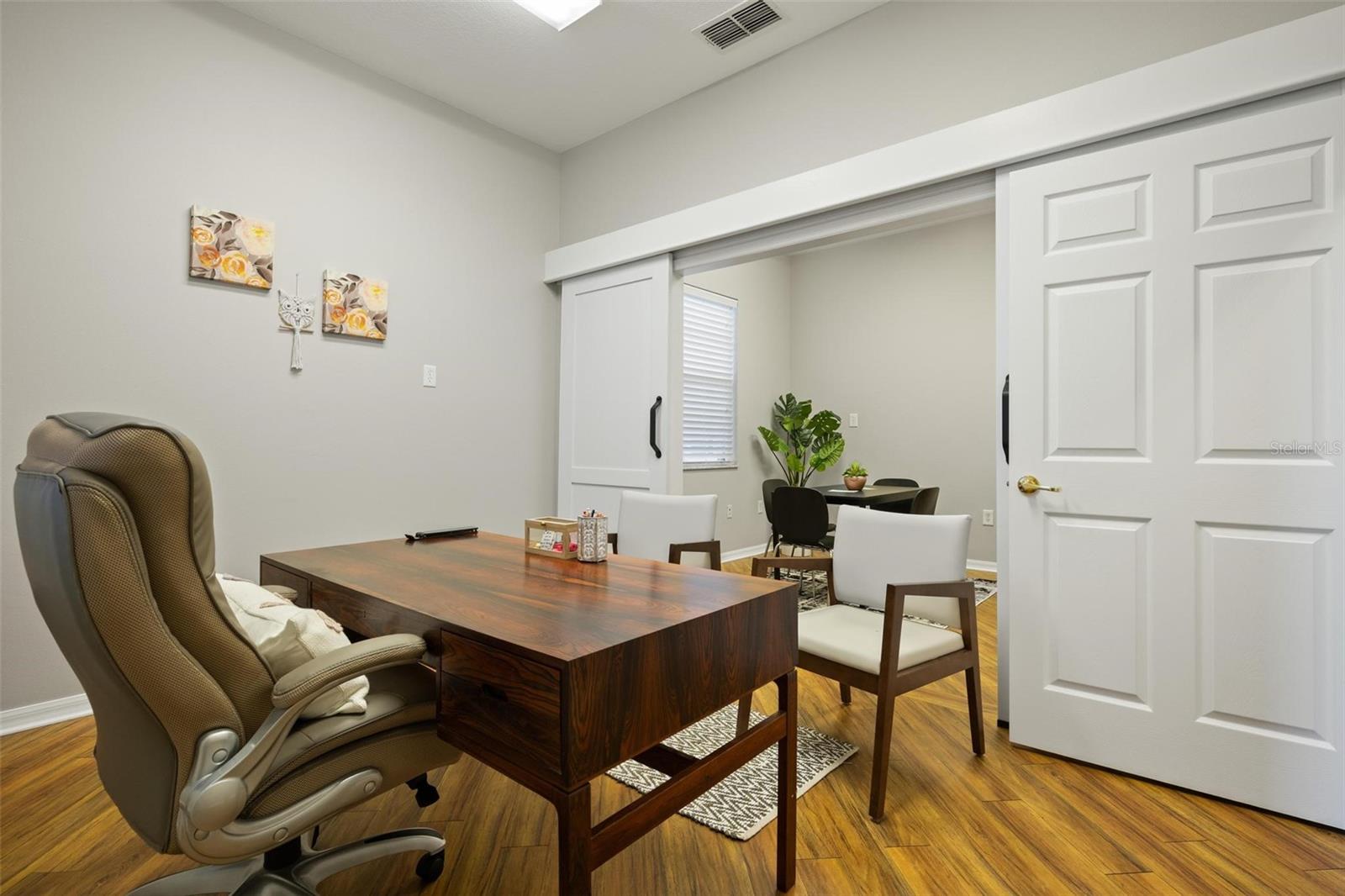 17929 HUNTING BOW CIR #101 & 102 — photo 32