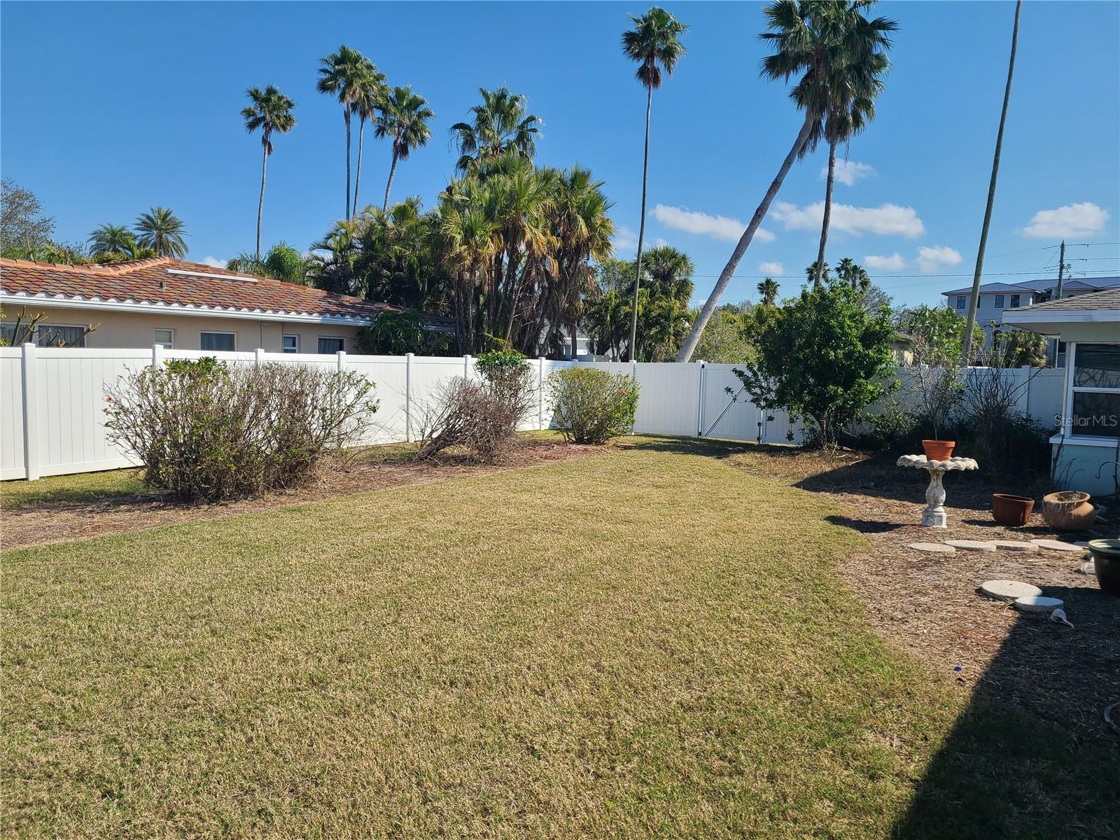 66 KIPLING PLZ — photo 26