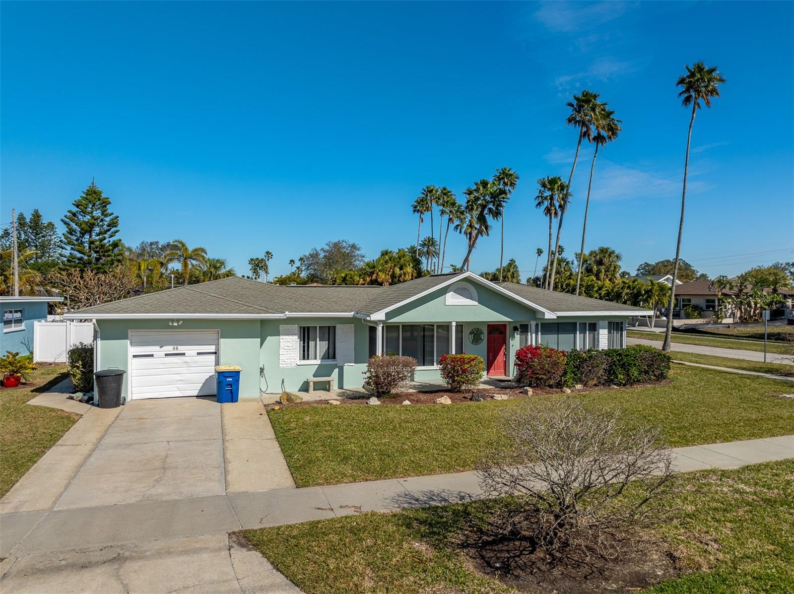 66 KIPLING PLZ — photo 3