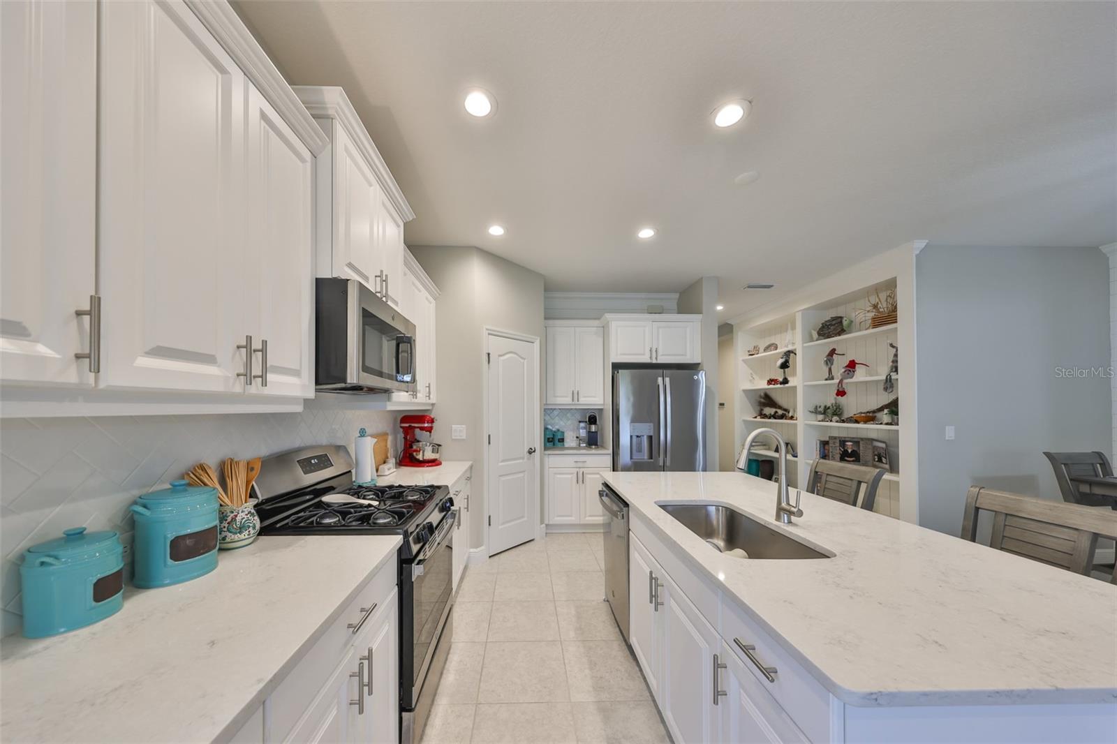 11008 SAND PINE LN — photo 25