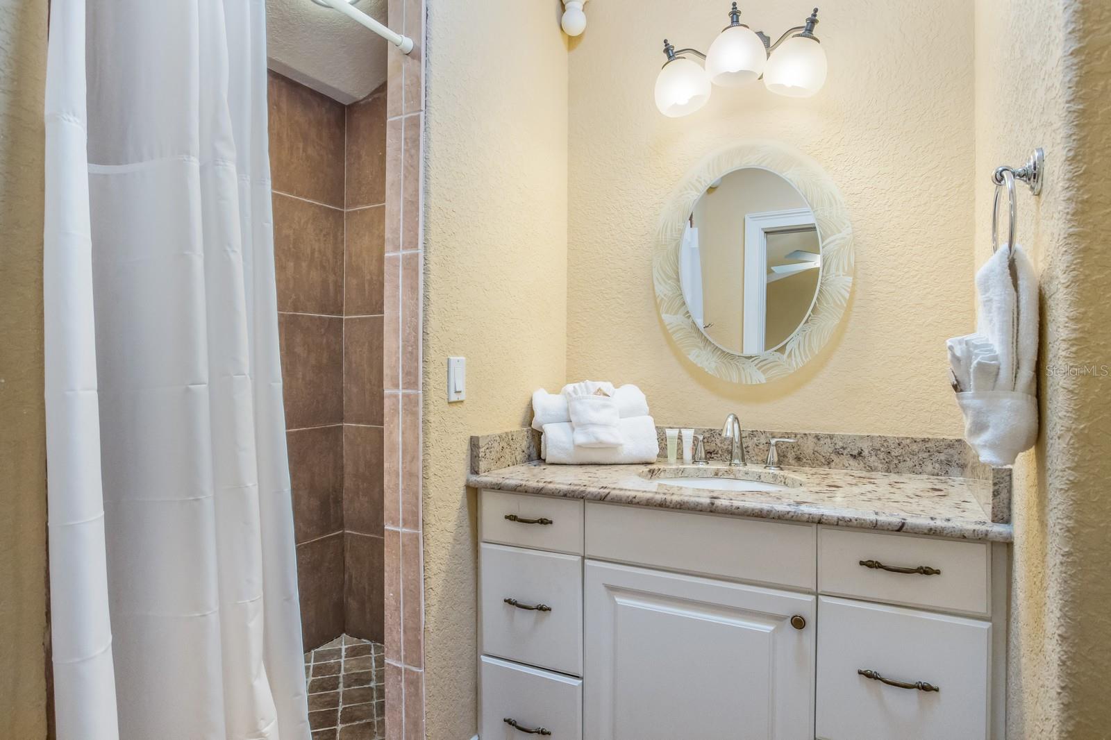 6606 HOLMES BLVD #3 — photo 28