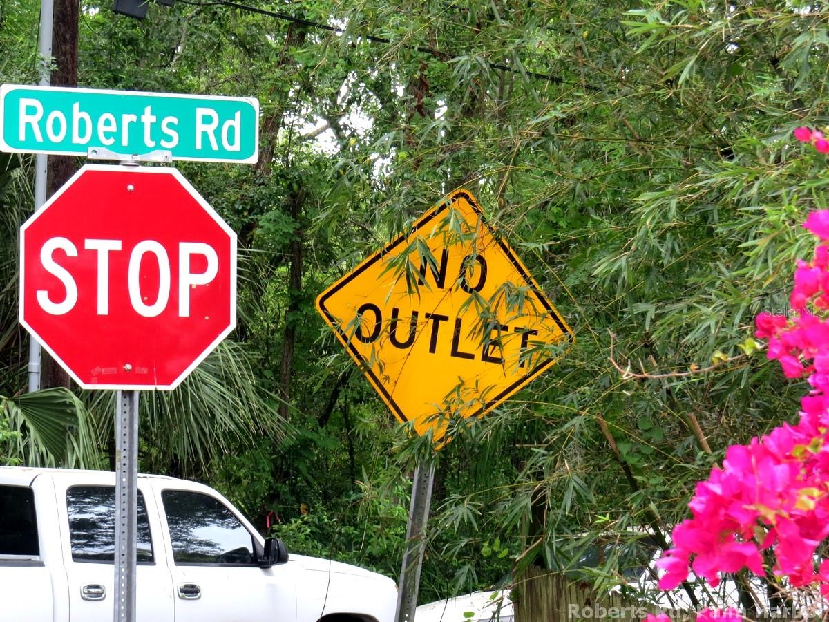 ROBERTS RD — photo 2