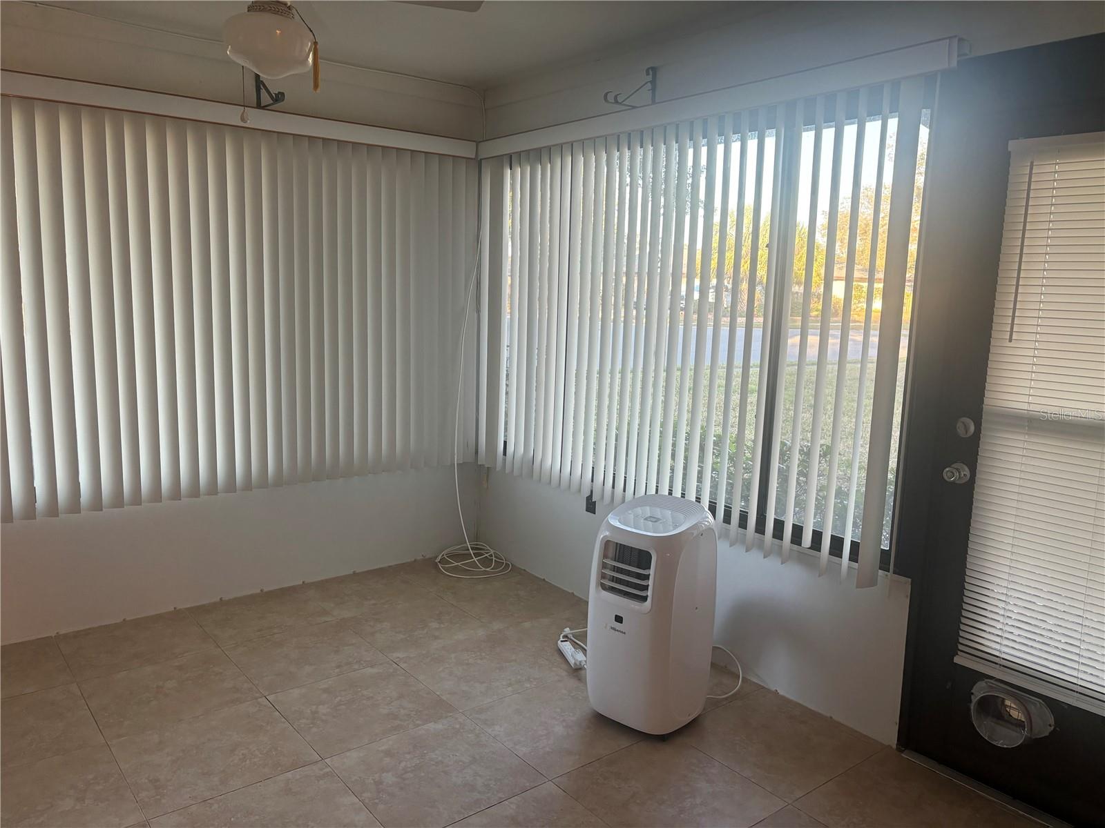 2765 COUNTRYSIDE BLVD #106 — photo 21