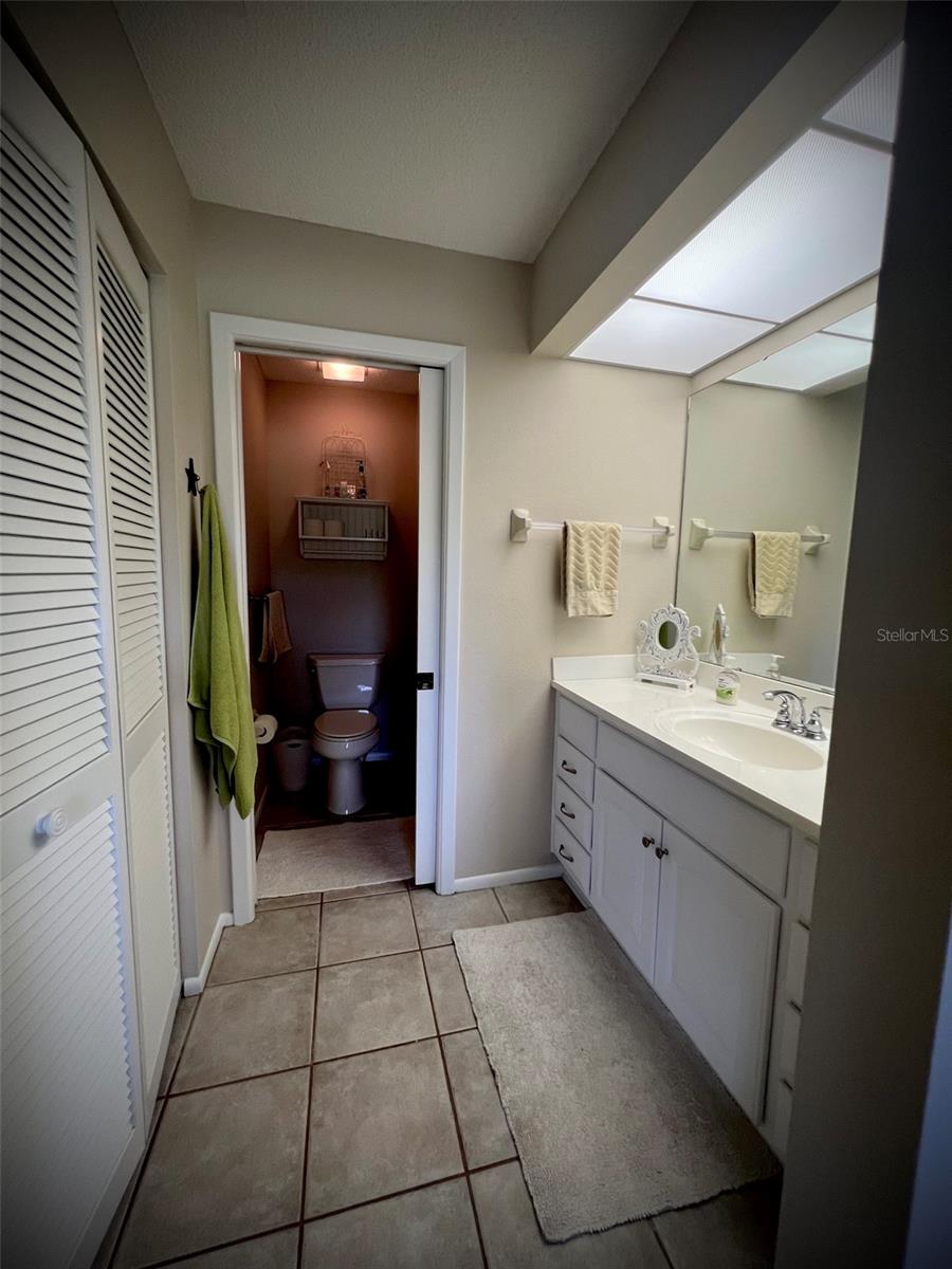 4570 WEYBRIDGE #32 — photo 10