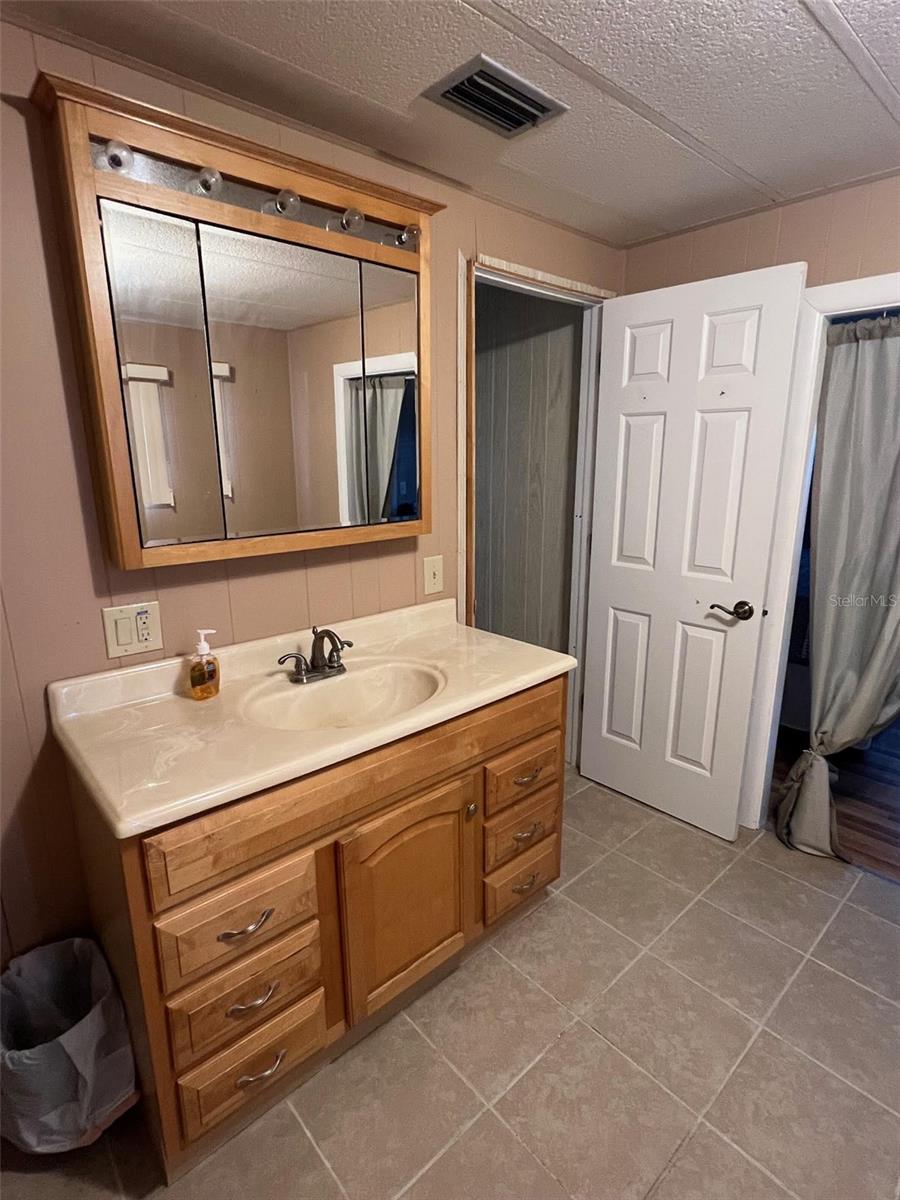 220 ROYAL PALM CIR — photo 24