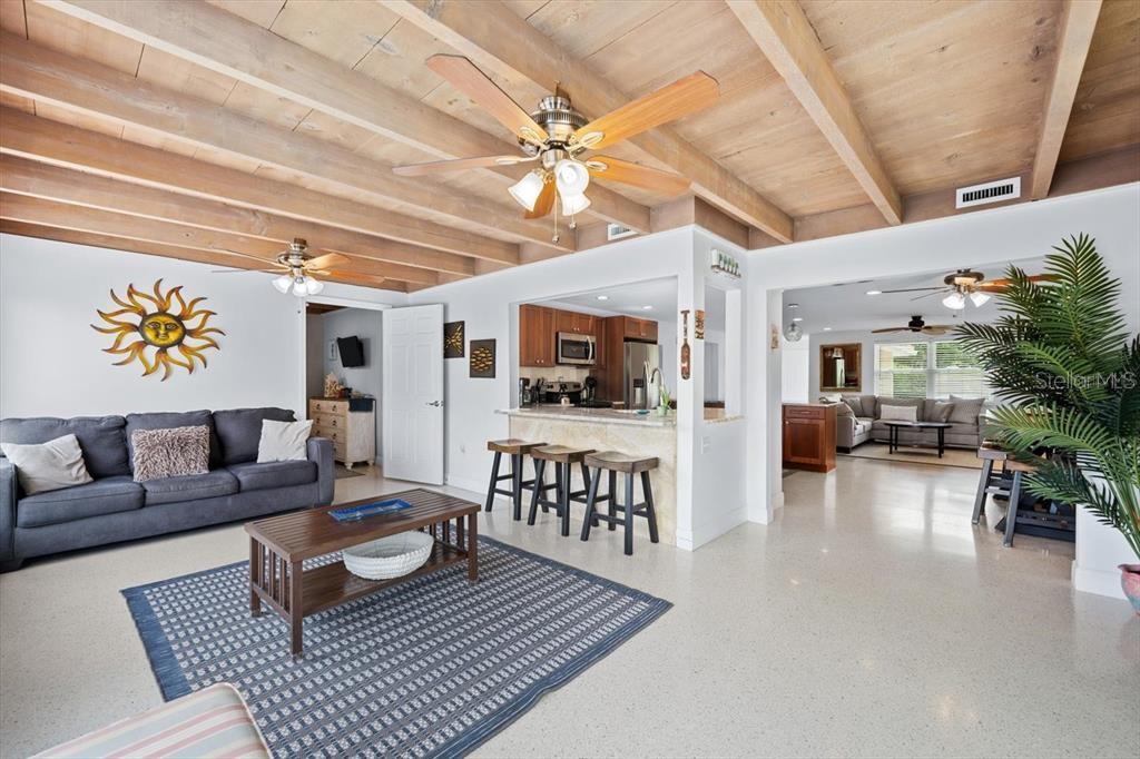 327 AVENIDA MILANO — photo 12