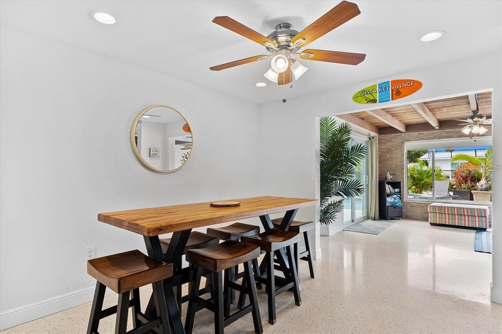 327 AVENIDA MILANO — photo 24