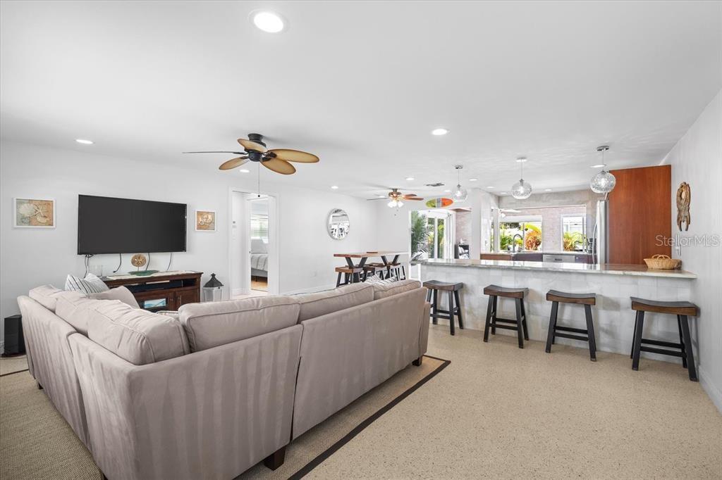 327 AVENIDA MILANO — photo 5