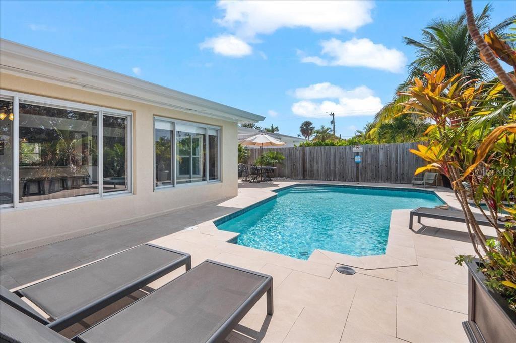 327 AVENIDA MILANO — photo 56