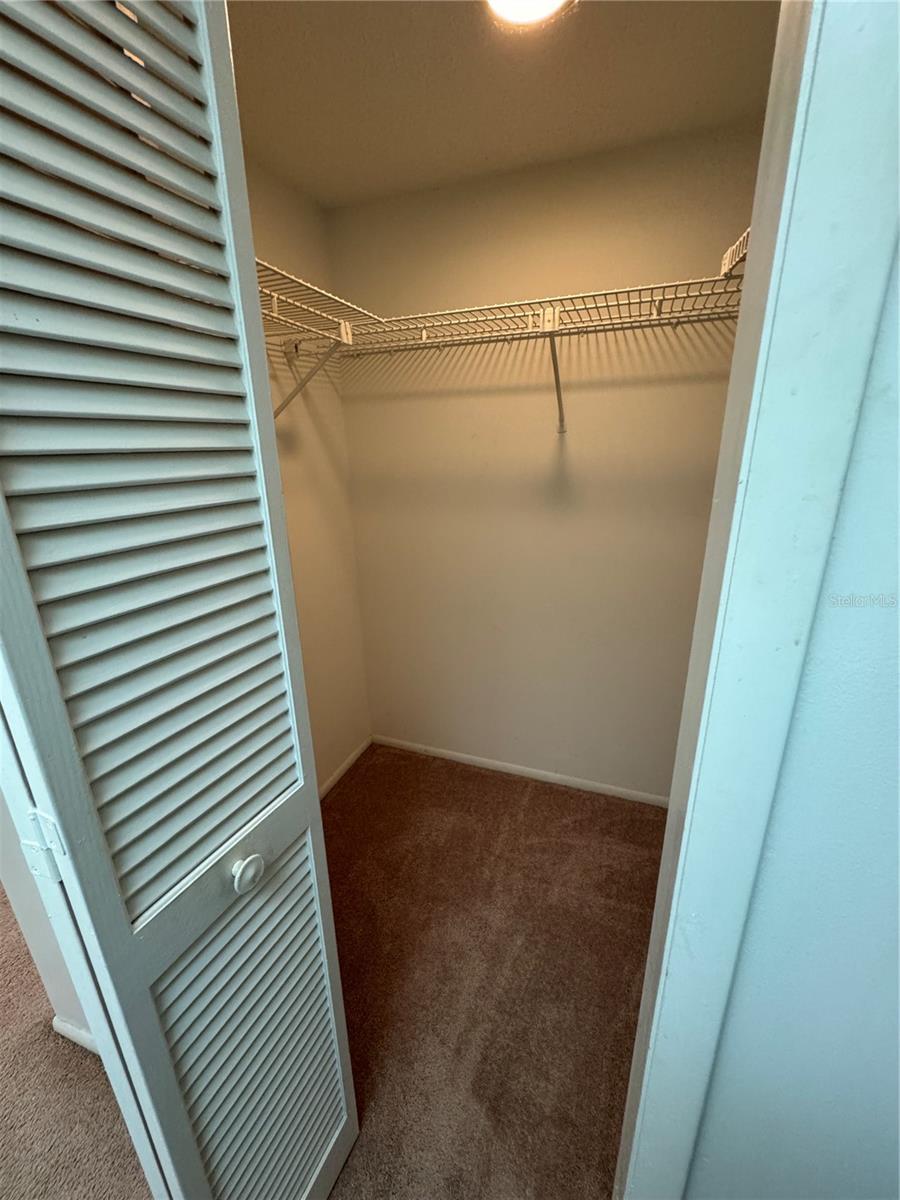 106 LAKESIDE CT — photo 6