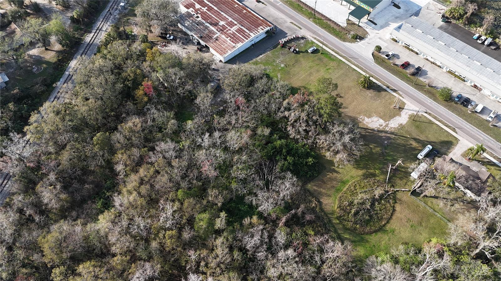 713 E ALSOBROOK ST — photo 2
