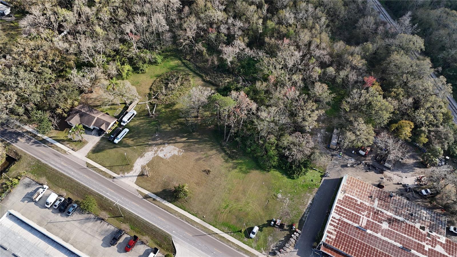 713 E ALSOBROOK ST — photo 5