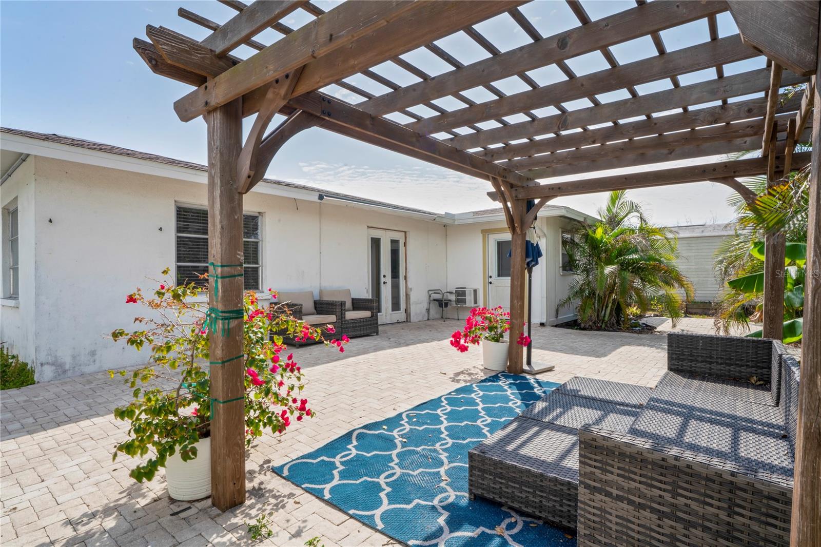 1782 COCONUT DR — photo 32