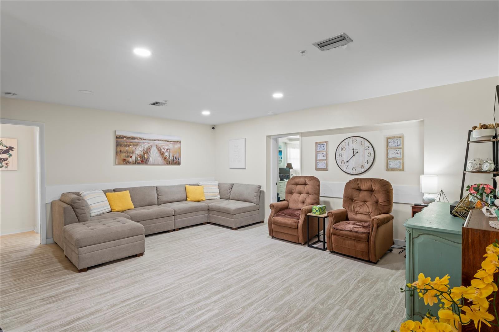 1782 COCONUT DR — photo 6