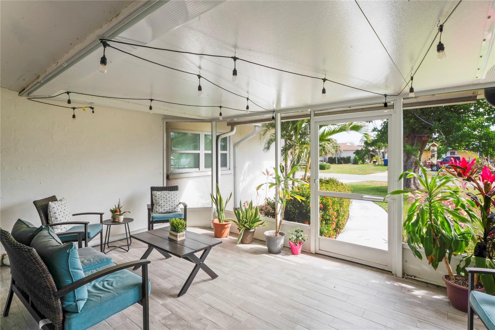 1782 COCONUT DR — photo 37