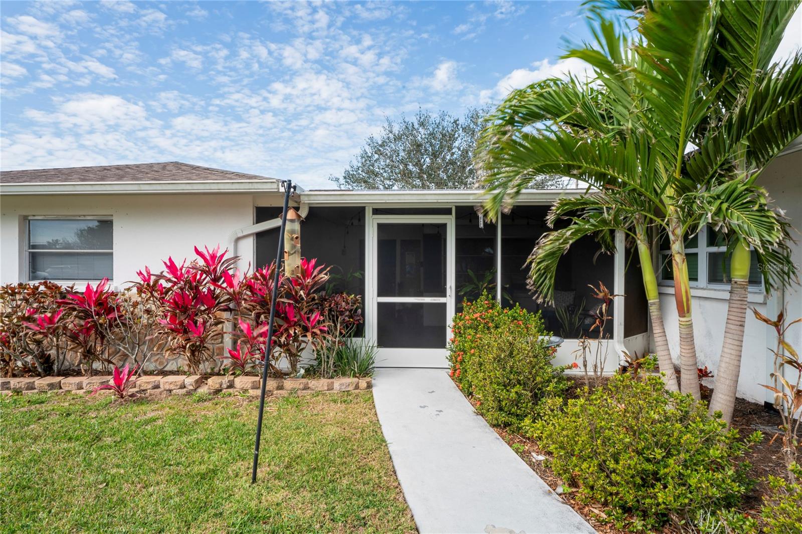 1782 COCONUT DR — photo 2