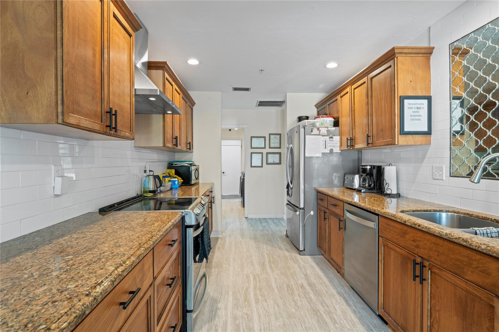 1782 COCONUT DR — photo 9