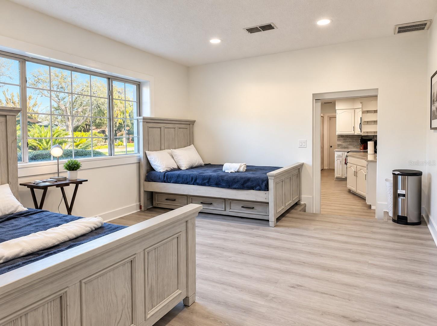 5144 PINE TREE LN — photo 7