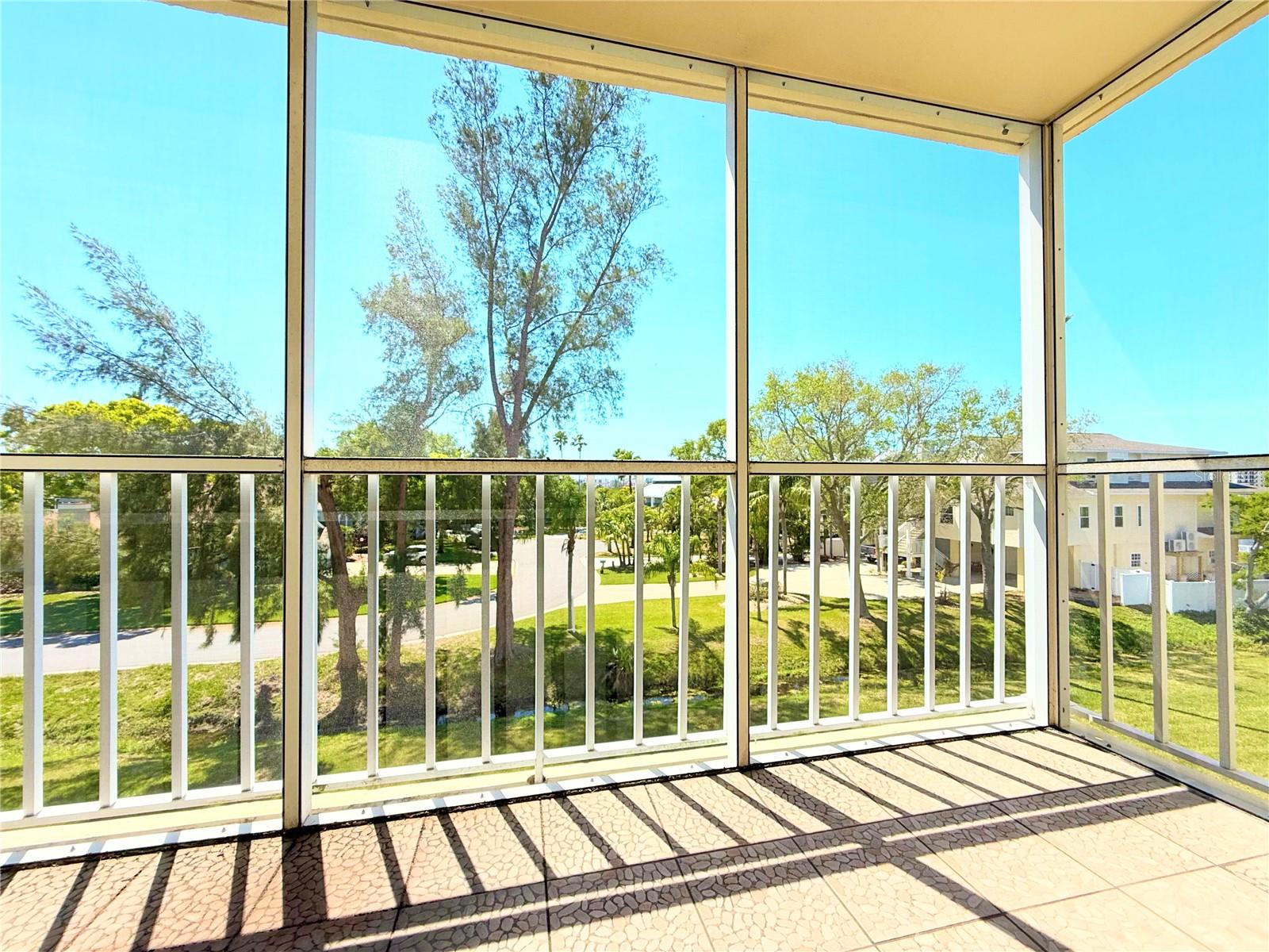 9000 COMMODORE DR #302 — photo 18