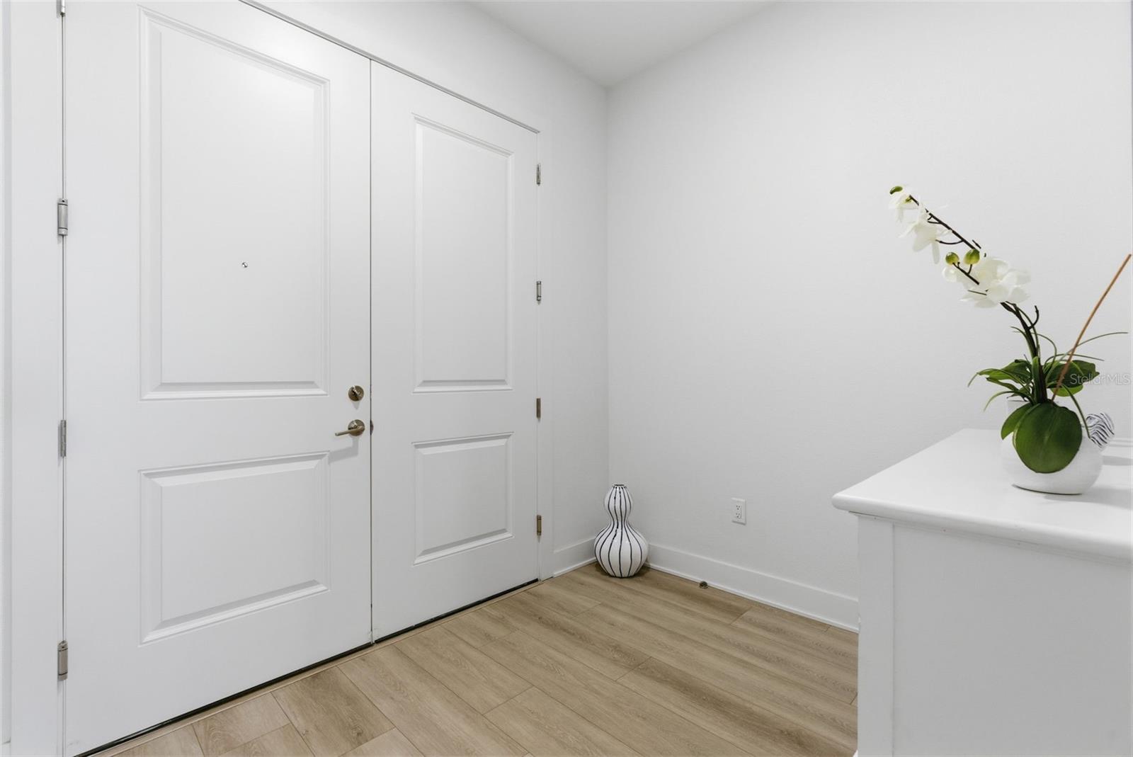 400 150TH AVE #206 — photo 6