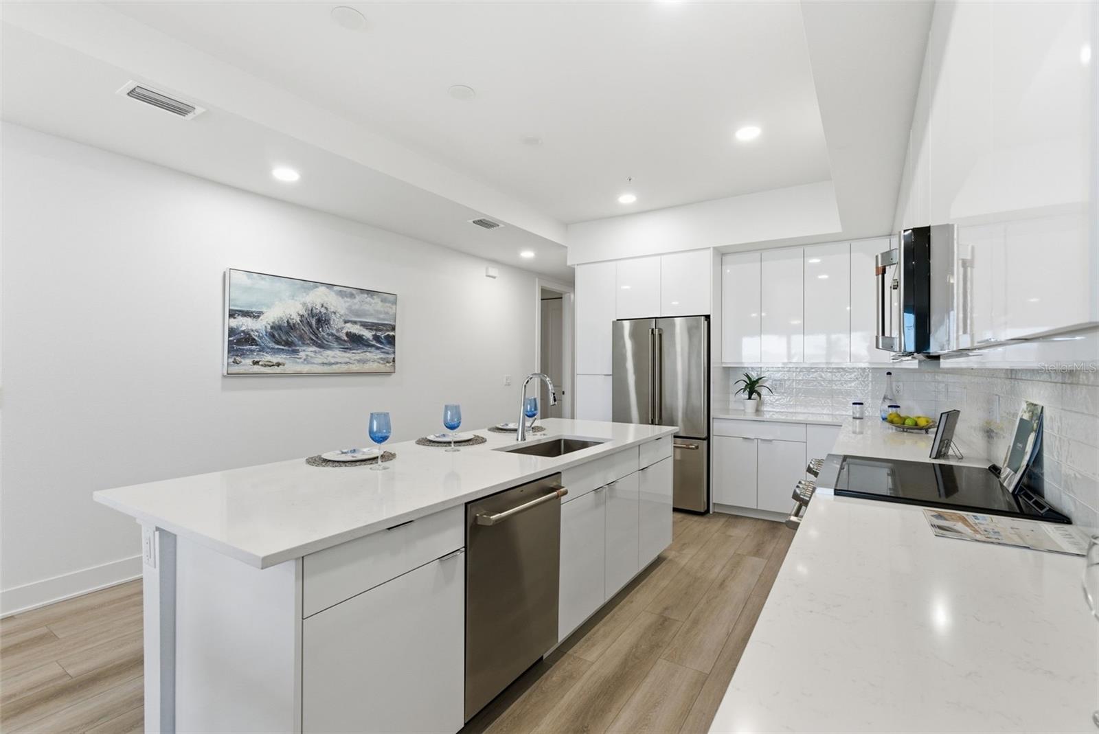 400 150TH AVE #206 — photo 11