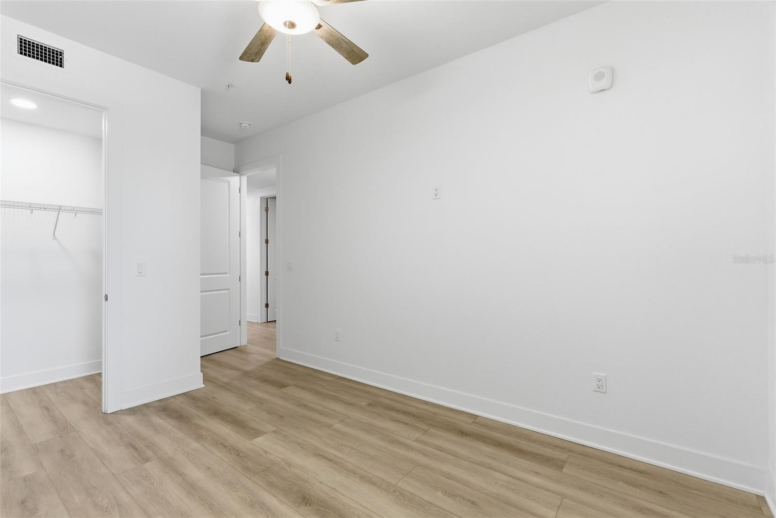 400 150TH AVE #206 — photo 41