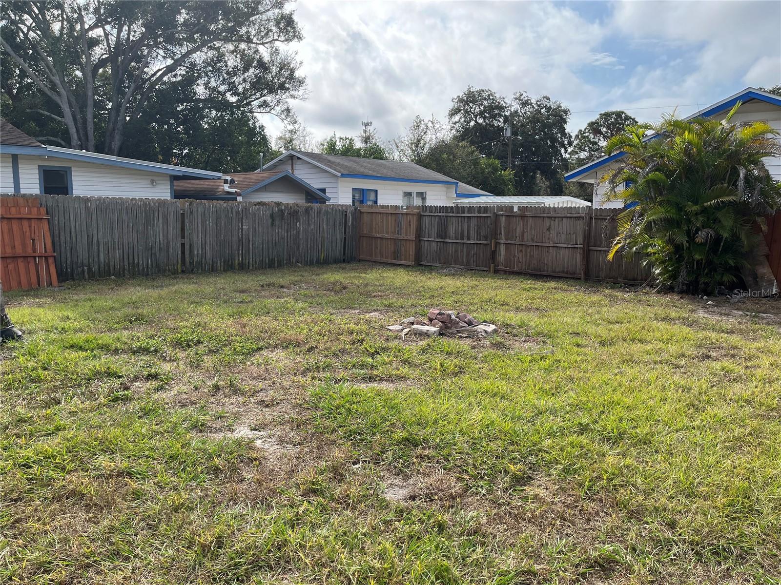 1554 TILLEY AVE — photo 18