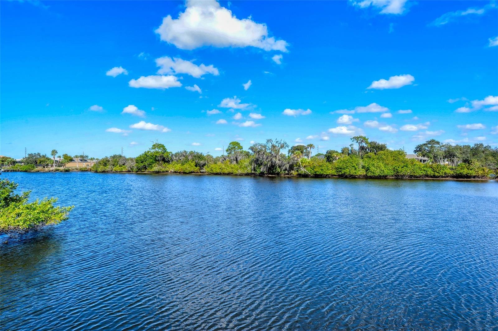 5547 KEY WEST PL #C-01 — photo 63