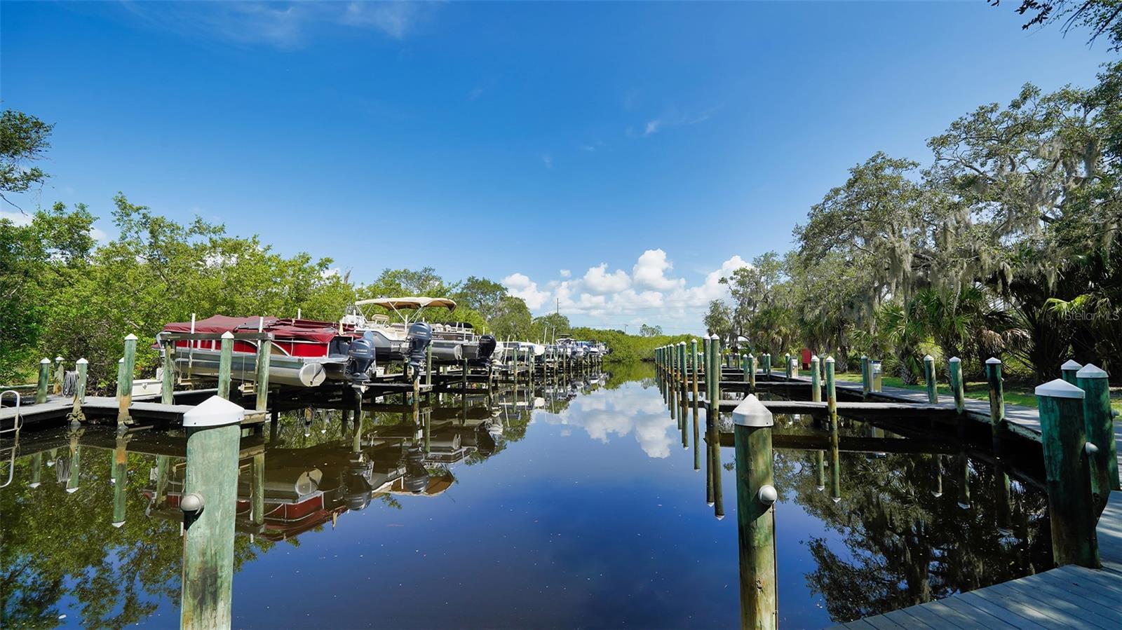 5547 KEY WEST PL #C-01 — photo 37