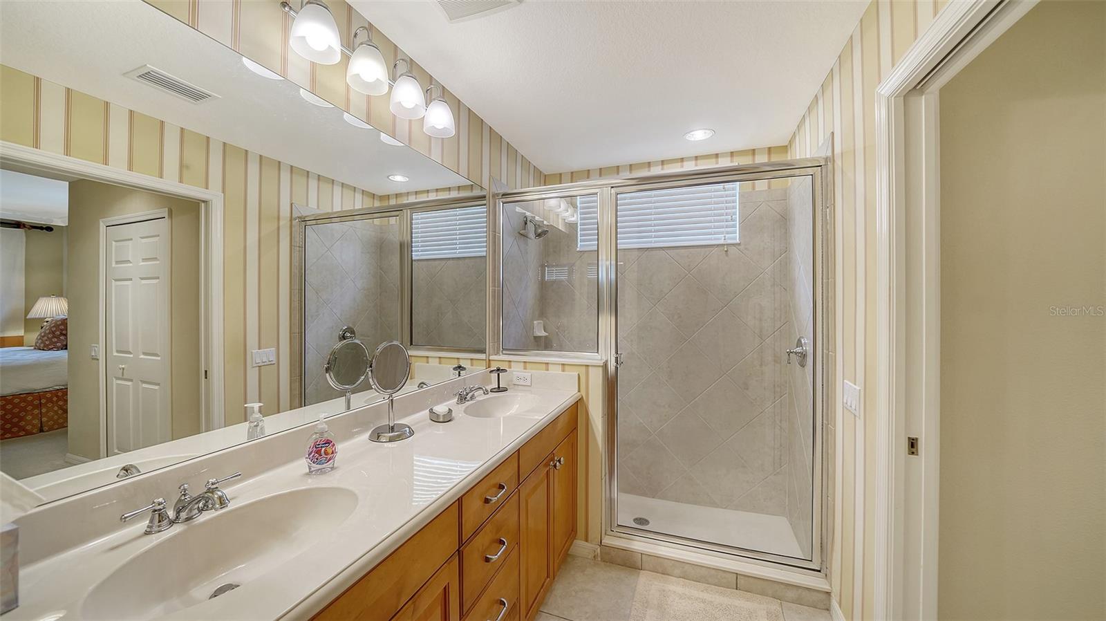 5547 KEY WEST PL #C-01 — photo 24