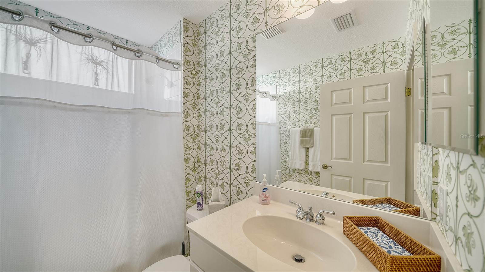 5547 KEY WEST PL #C-01 — photo 29