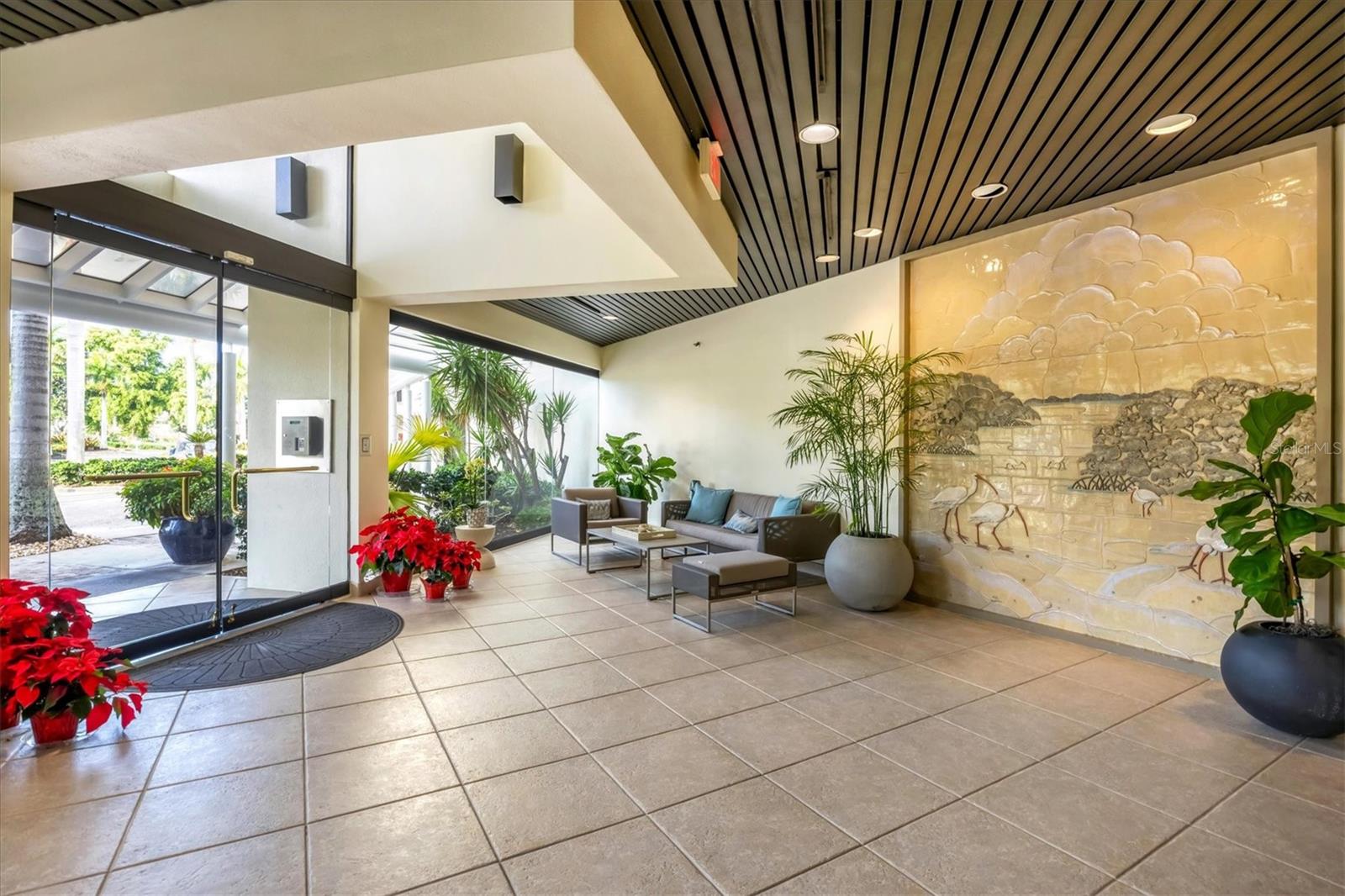 1930 HARBOURSIDE DR #134 — photo 4