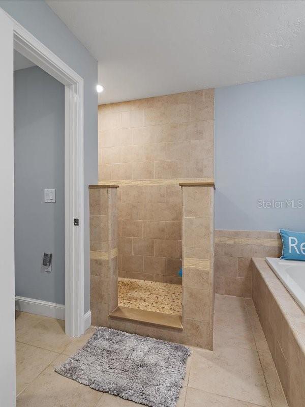 4588 BAYCEDAR LN — photo 18