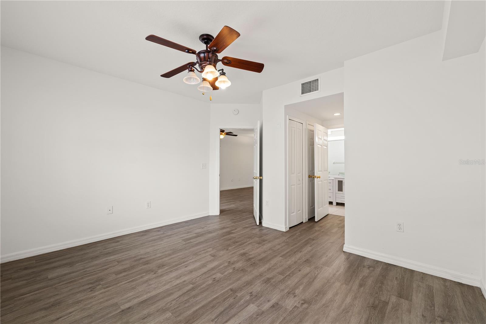 6434 CYPRESSDALE DR #102 — photo 9
